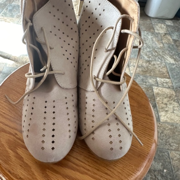 Cork booties - Picture 2 of 5